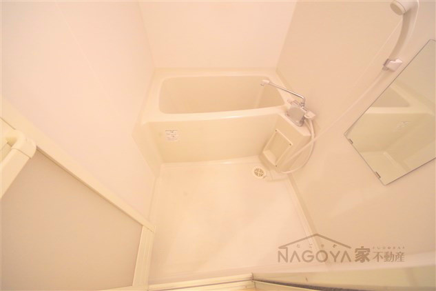 ニーズメゾン新栄 風呂画像