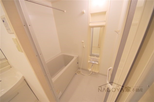 フォレシティ新栄 風呂画像