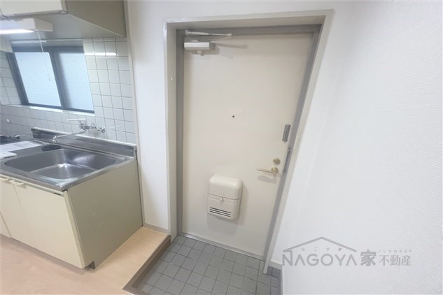 ヴィラ南山 玄関