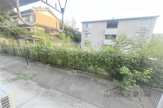 ヴィラ南山 ベランダ