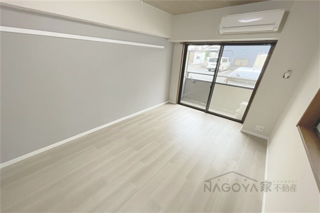 ロアール ベッドルーム