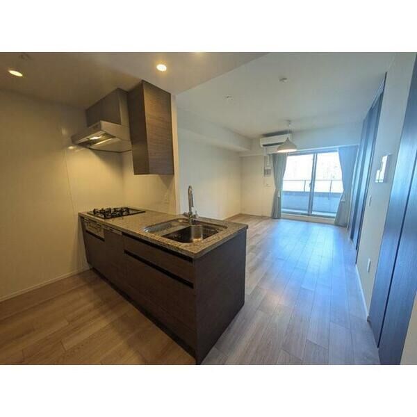 プラウド高岳カームコート キッチン