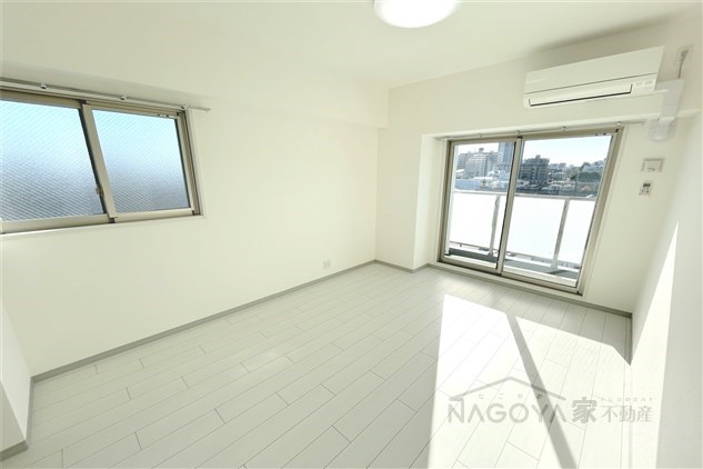 axis　sakura リビング