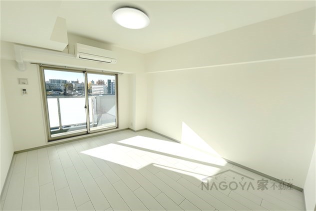 axis　sakura リビング