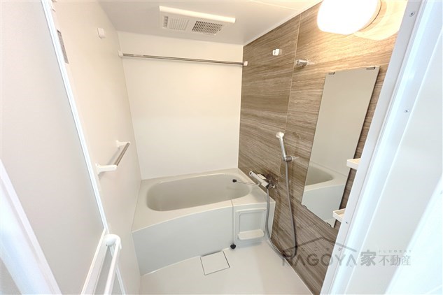 axis　sakura 風呂画像