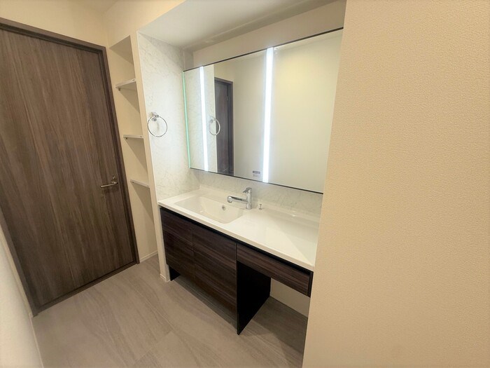 アン・ジュール中郷 その他3