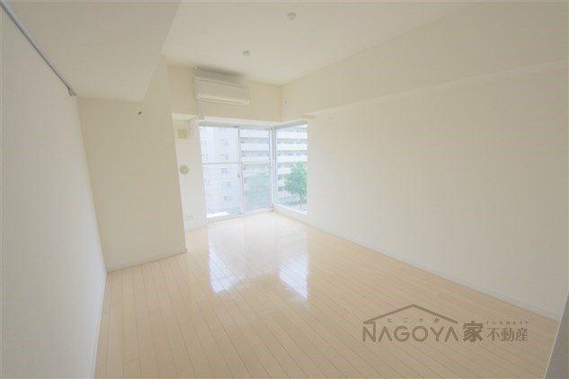 レジディア東桜Ⅱ リビング