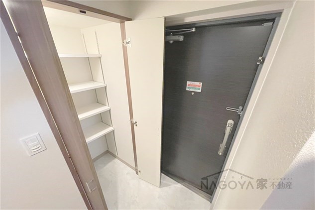 プレイズシード名古屋亀島 玄関