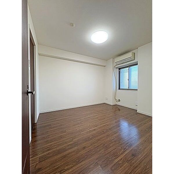 プレシアスコート東山元町テラスA棟 ベッドルーム