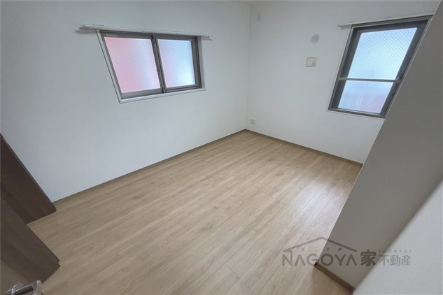 メゾン周令 ベッドルーム