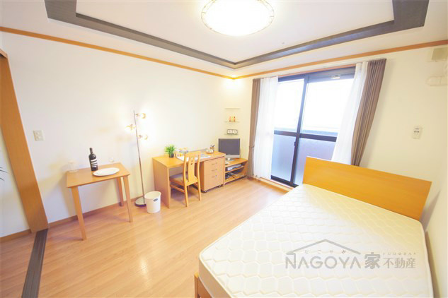 リバパレス鶴舞 ベッドルーム