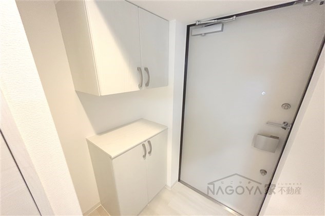 セントフィオーレ新栄 玄関