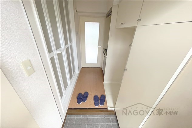 ヒルサイド今池 玄関