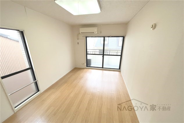 ヒルサイド今池 リビング