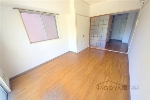 スクエア橘 リビング