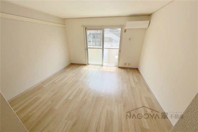 ラ・フォーレ駒方A棟 リビング