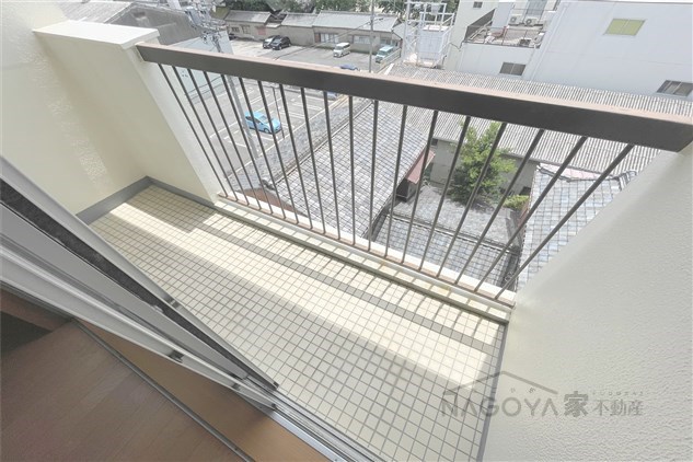 松軒ビル ベランダ