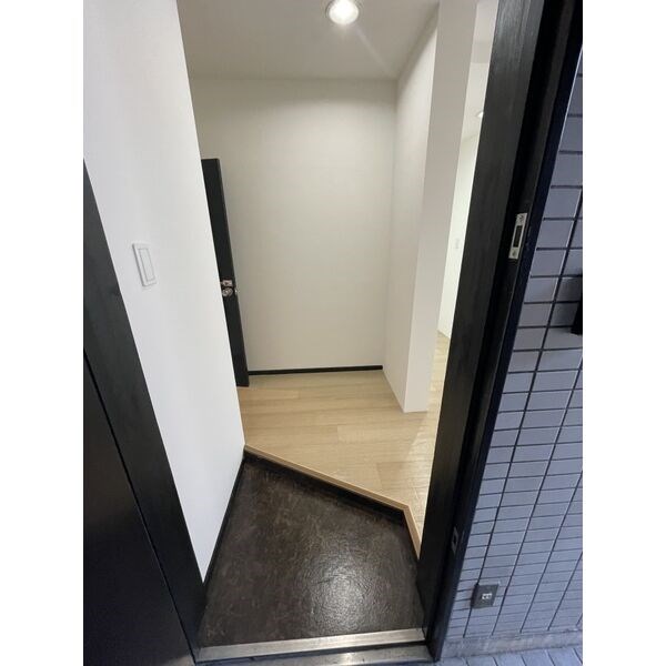 グランツ畑江 玄関