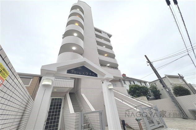 フローレスタナベ その他外観1