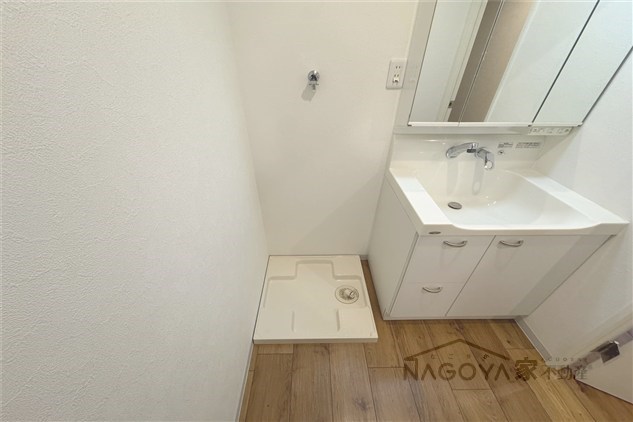 フローレスタナベ その他10