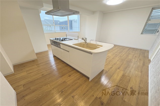 フローレスタナベ キッチン