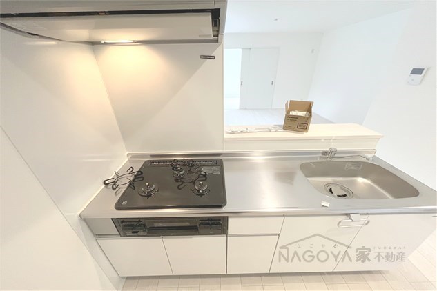 CS名塚 キッチン