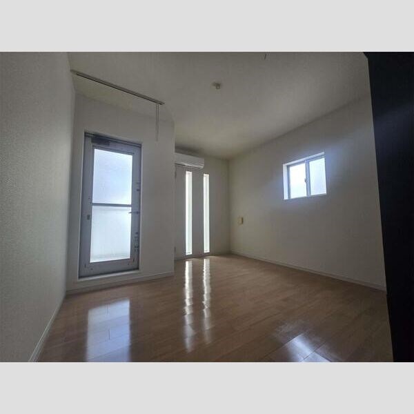 ＮＯＶＥＬ　ＫＵＲＯＫＡＷＡ ベランダ