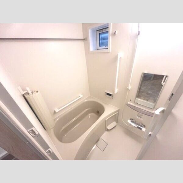 グリーンブーメラン 風呂画像