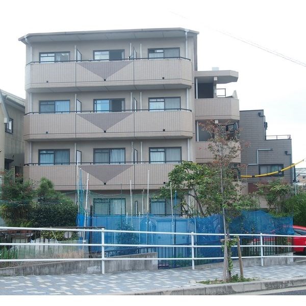 ラ・シャラ 外観写真