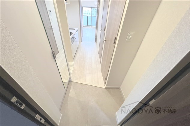 プレサンス上前津ディアシス 玄関