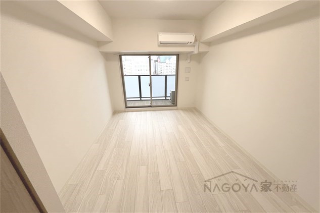 プレサンス上前津ディアシス リビング