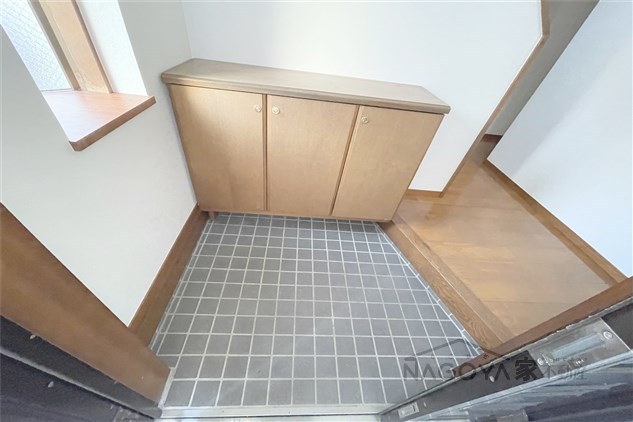 植田山住宅B 玄関