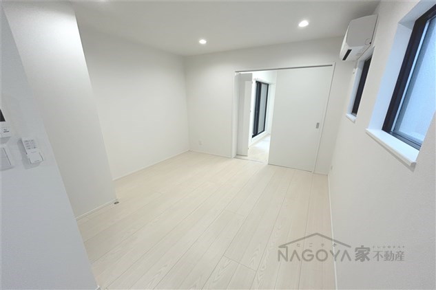 Cherim本陣十王町North リビング