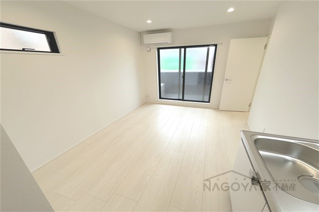 Cherim本陣十王町South リビング