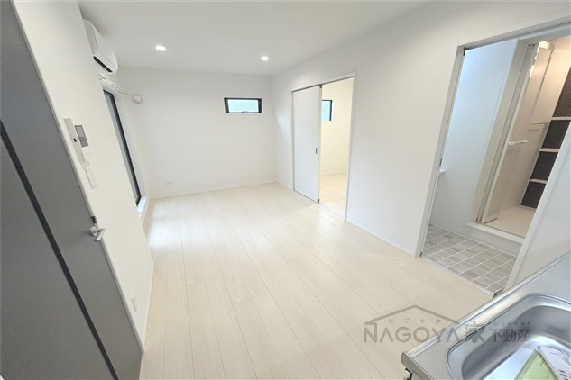 Cherim本陣十王町South リビング