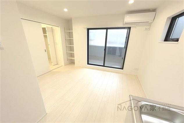 Cherim本陣十王町South リビング