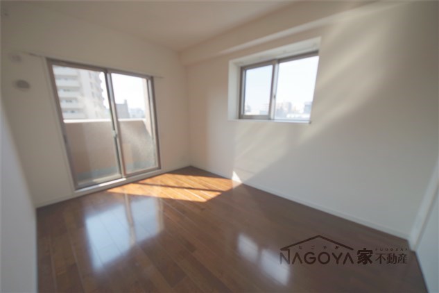 プレサンスロジェ丸の内 ベッドルーム