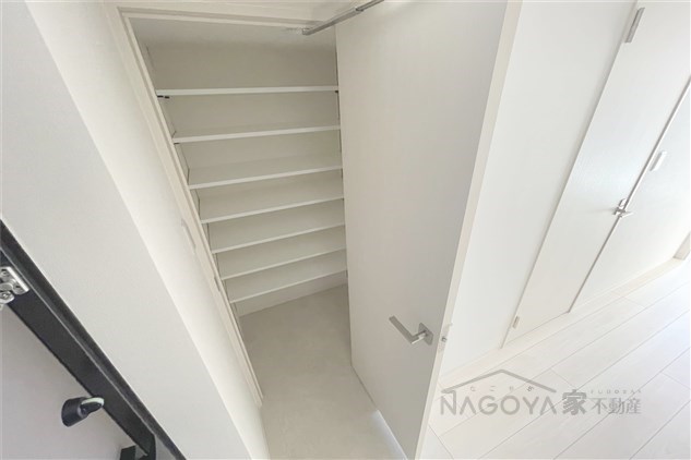 S-RESIDENCE尾頭橋beaute 玄関