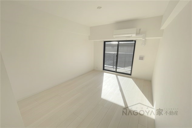 S-RESIDENCE尾頭橋beaute リビング