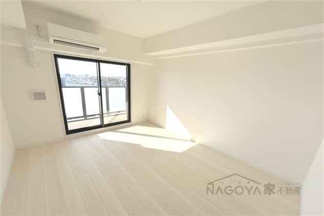 S-RESIDENCE尾頭橋beaute リビング