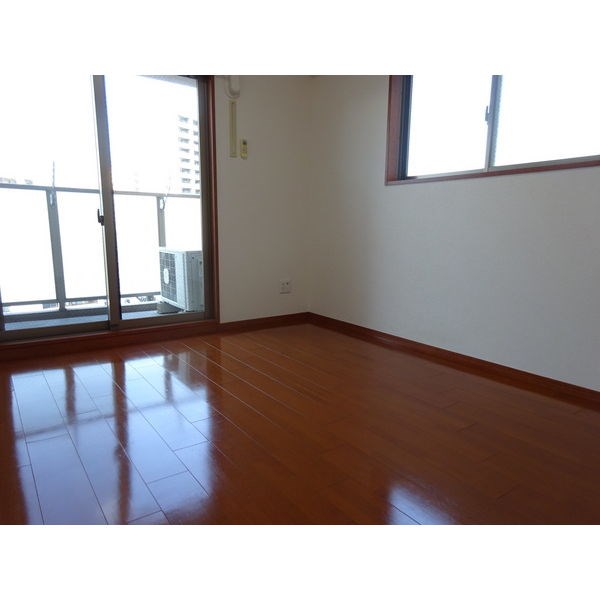 レーベスト平安 リビング