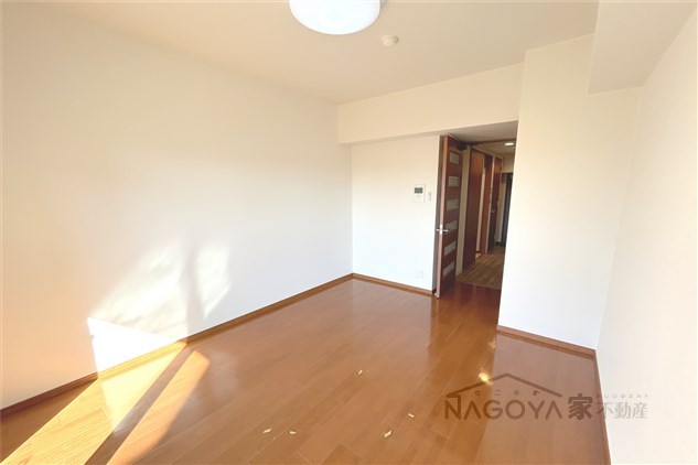 レーベスト平安 ベッドルーム