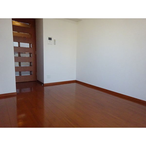 レーベスト平安 ベッドルーム