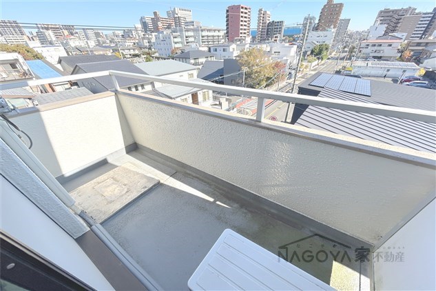 ガーデンパレス桜山 ベランダ