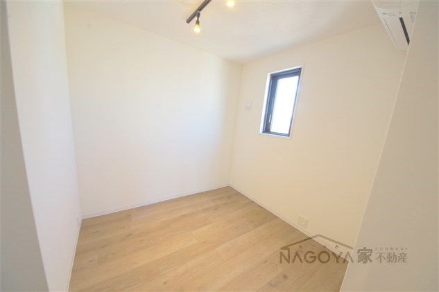 MOTHER ベッドルーム