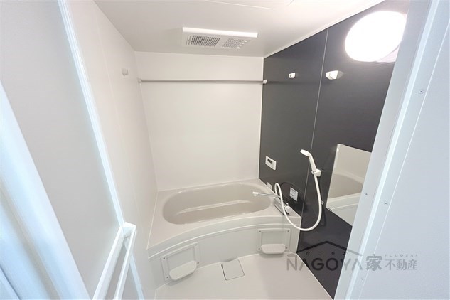 カーササクラーレ 風呂画像