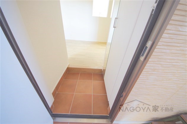 コレクション新瑞橋 玄関