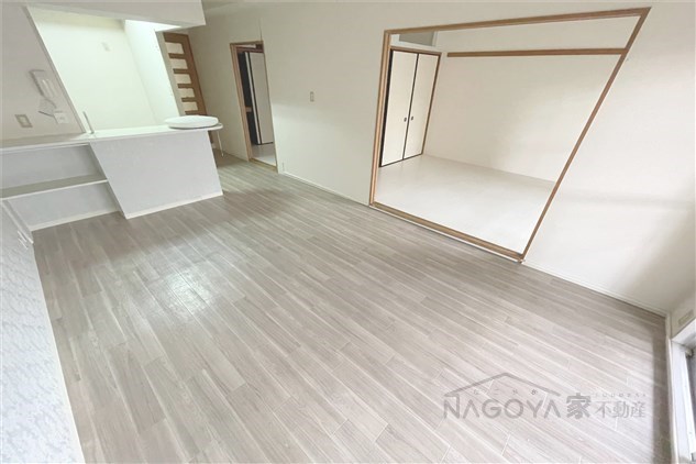 イトーピア紅葉舎金山マンション リビング