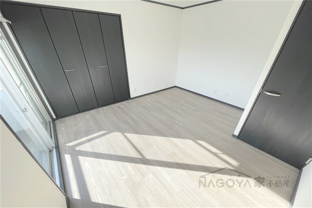 キクシンビル その他11