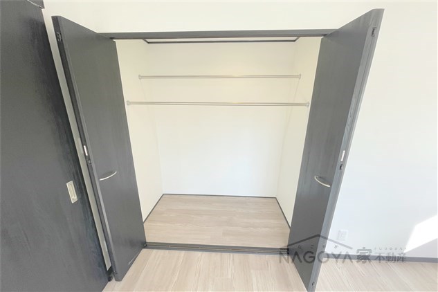 キクシンビル その他15